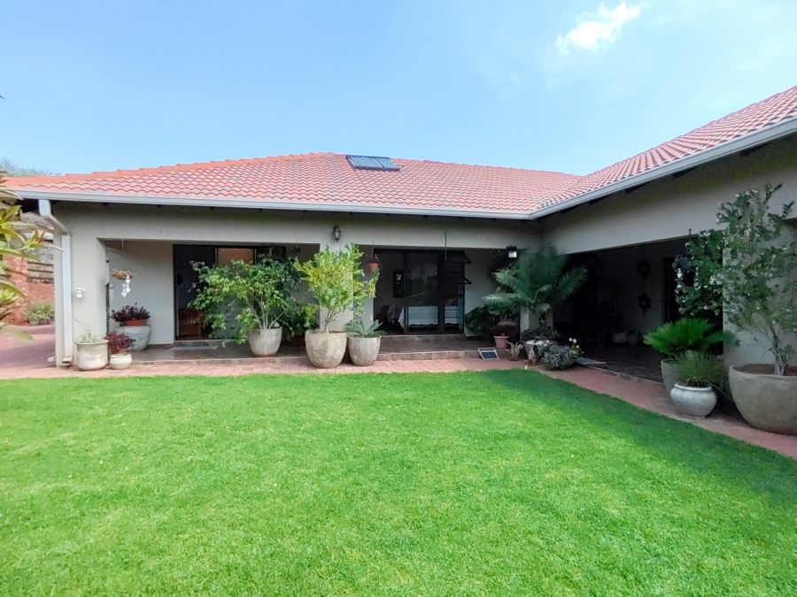 3 Bedroom Property for Sale in Seasons Lifestyle Estate North West